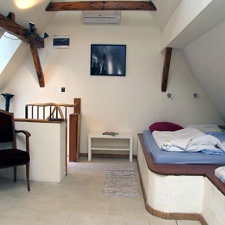 Guesthouse Lessi Zagreb Exterior foto