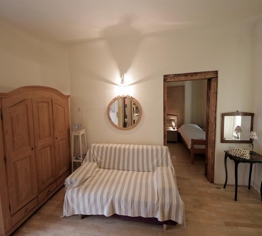 Guesthouse Lessi Zagreb Zimmer foto