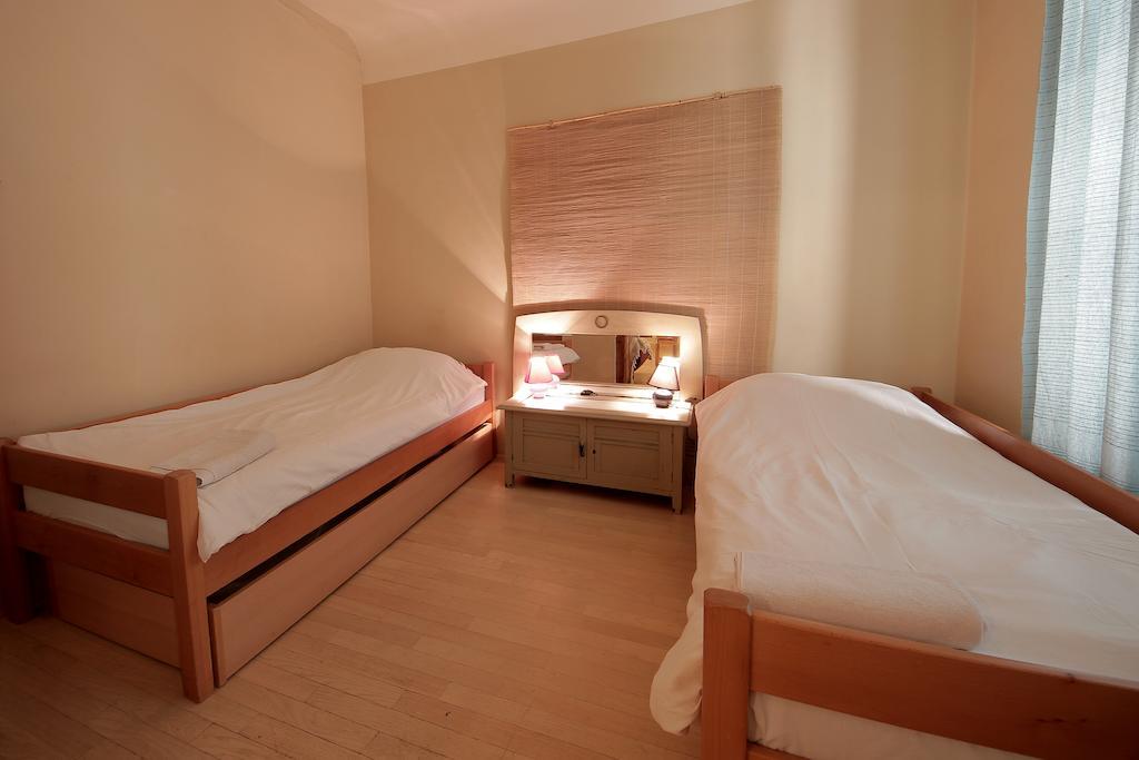 Guesthouse Lessi Zagreb Zimmer foto